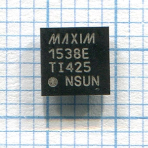 MAX1538ETI, PLCC