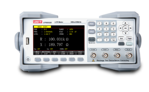 Настольный цифровой мостовой измеритель ёмкостей LCR UNI-T UTR2833E