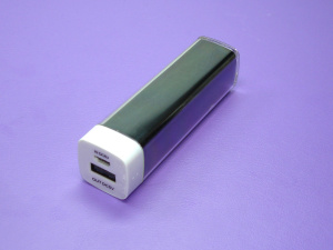 Универсальный внешний аккумулятор Power Bank для смартфонов 2200-2600mAh 5.0V