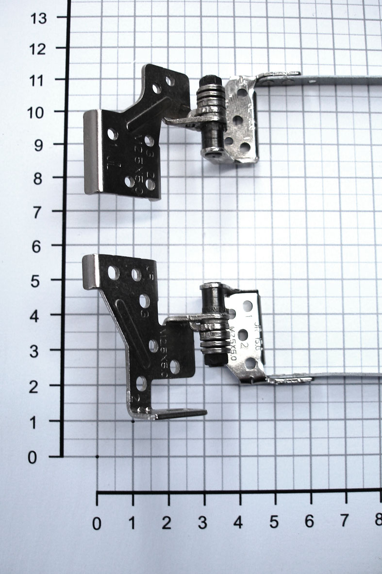 003593_Petli_dlya_noutbuka_TOSHIBA_C660_LED_15_6_quot_7390