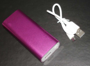 Универсальный внешний аккумулятор Power Bank BP620 для смартфонов 4400-5200mAh 5.0V