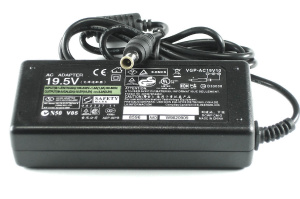 Блок питания (сетевой адаптер) для ноутбуков Sony Vaio 19.5V 3.3A 65W 6.5x4.4мм