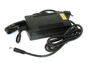 E-bike зарядное устройство AD024-EA2 Output: 42V 2A     Разъем:  5.5x2.5