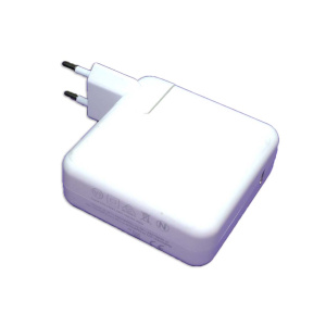 Блок питания (сетевой адаптер) для ноутбуков Apple A1718 61W USB Type-C 20.3V 3A OEM