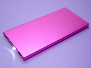 Универсальный внешний аккумулятор Powerbank 8000mAh