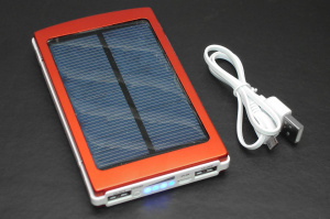 Универсальный внешний аккумулятор Powerbank 10000mAh на солнечной батарее
