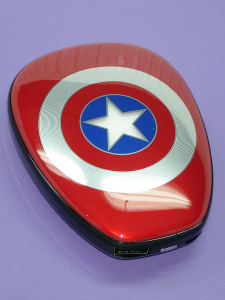 Универсальный внешний аккумулятор Powerbank Avengers Captain America