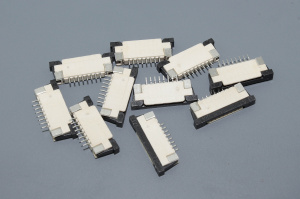 Разъем FPC  Half Coverage Bottom Contact 1.0K-BX-8PWB 8 pin высота 2мм шаг 1мм 10 шт